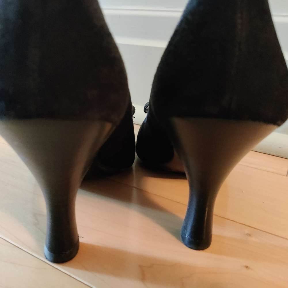 Dress Pumps